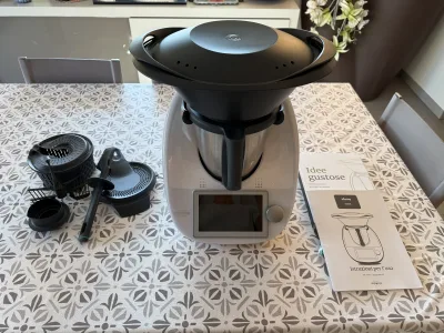 Vendo Bimby TM6 con tutti gli accessori